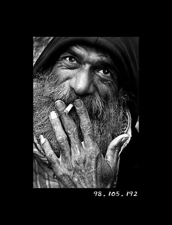 男装印花华亿平台图片