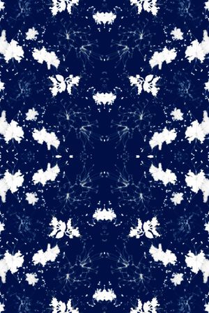 小碎花印花华亿平台图片