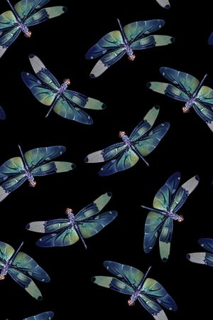 女装印花华亿平台图片