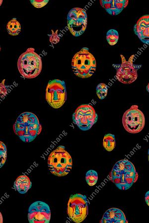 脸谱印花华亿平台图片