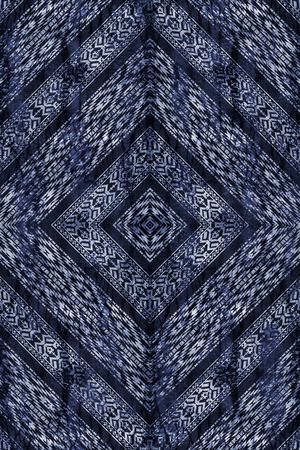 对称民族风印花华亿平台图片