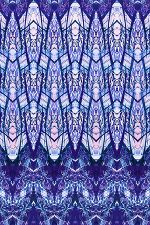 彩繪玻璃印花华亿平台图片