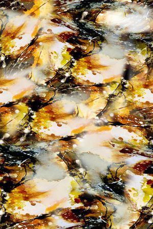 女装连衣裙印花华亿平台图片