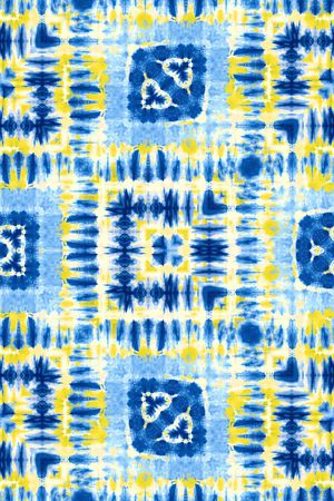 民族风水彩印花华亿平台图片