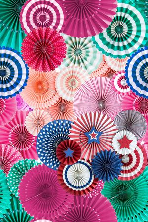 圆形折纸印花华亿平台图片