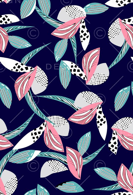 黑底花卉印花华亿平台图片