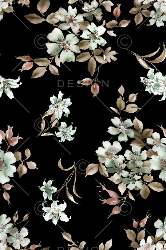 黑底花卉印花华亿平台图片