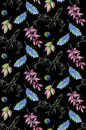 黑底花卉印花华亿平台图片