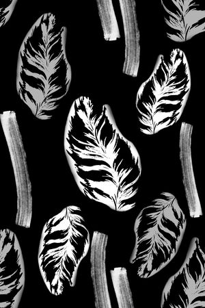 羽毛印花华亿平台图片