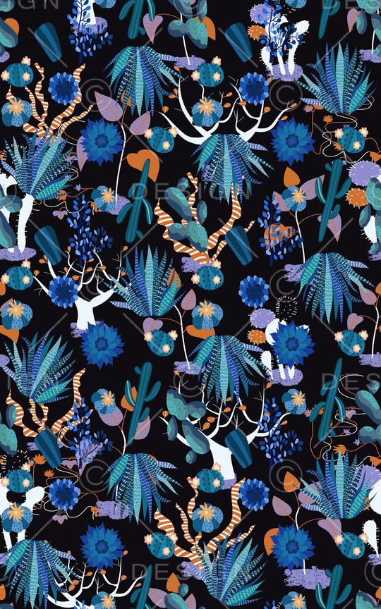 黑底花卉印花华亿平台图片