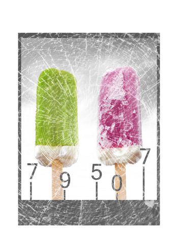 胸前独幅印花华亿平台图片