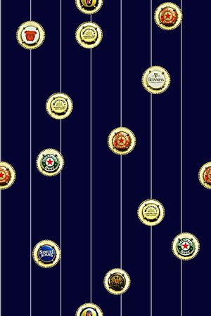 黑底花卉印花华亿平台图片