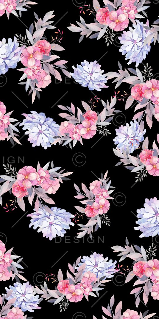 黑底花卉印花华亿平台图片