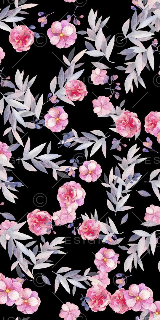 黑底花卉印花华亿平台图片