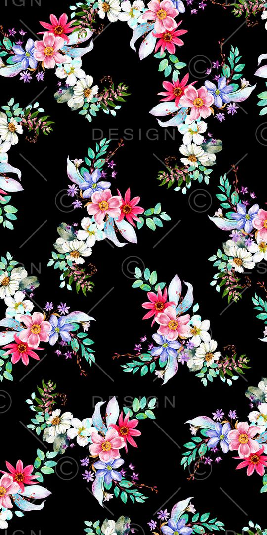 黑底花卉印花华亿平台图片