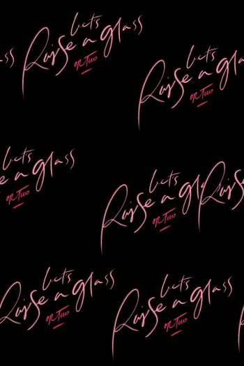 字母印花华亿平台图片