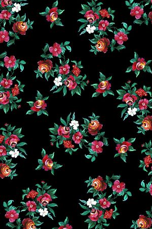 黑底花卉印花华亿平台图片