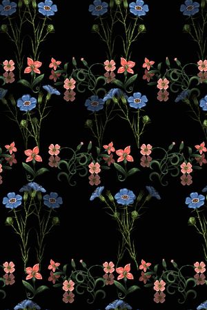 黑底花卉印花华亿平台图片