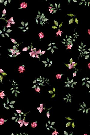 黑底花卉印花华亿平台图片