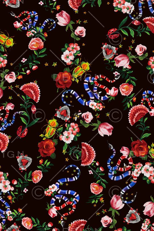 条纹印花华亿平台图片