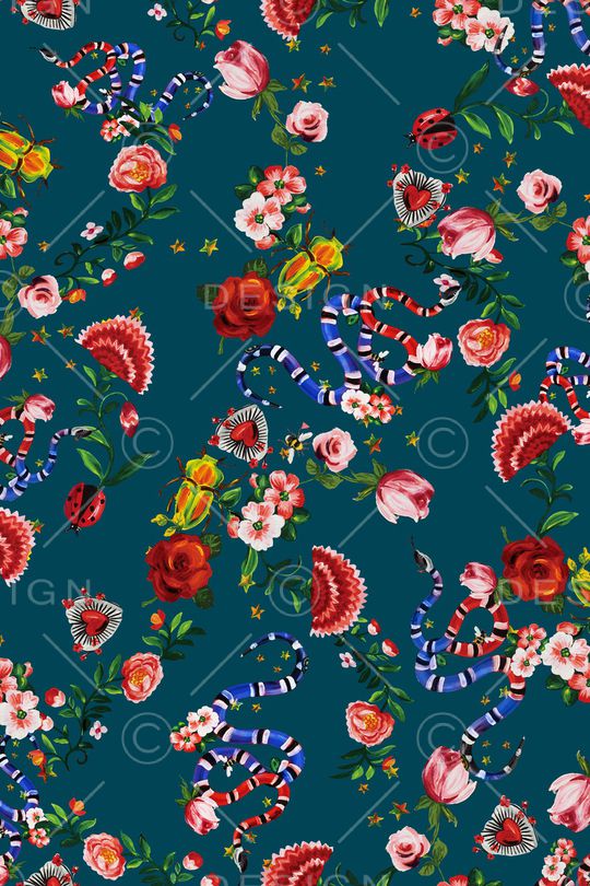 条纹印花华亿平台图片